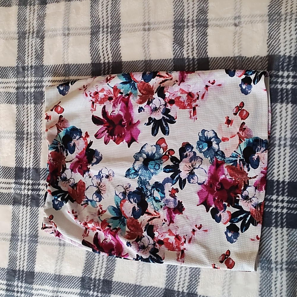 Flower pencil skirt